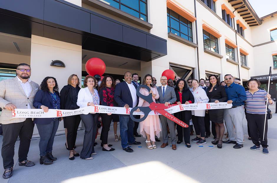 LBCC Building M ribbon cutting ceremony