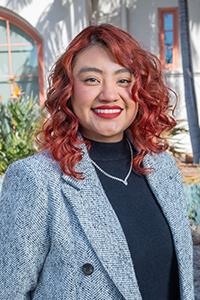 Samantha Flores's Headshot