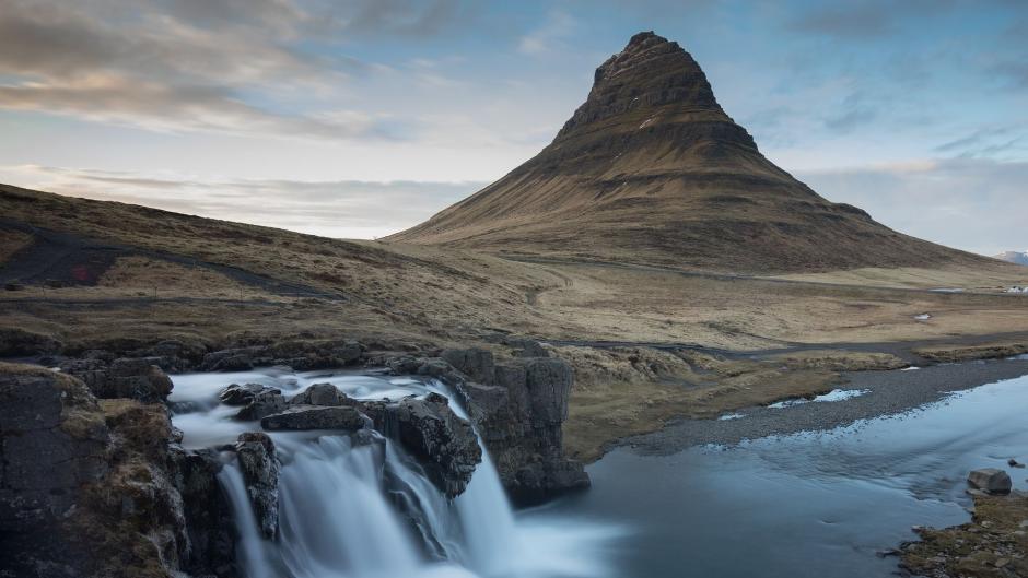 A waterfall in Kirkjufellsfoss, Iceland.