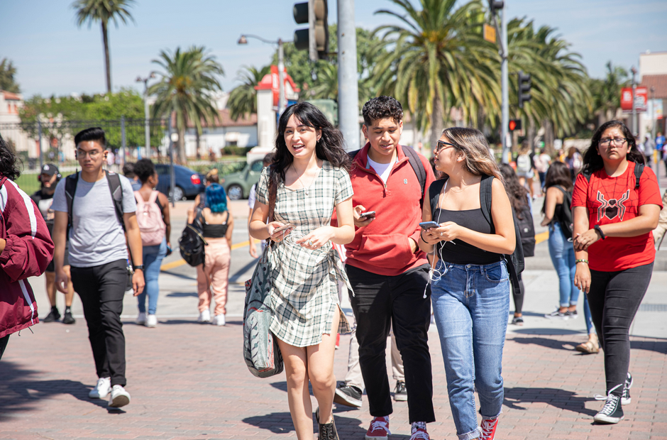 LBCC students crossing the street.