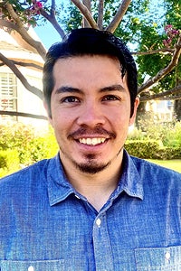 Carlos Fanelli's Headshot